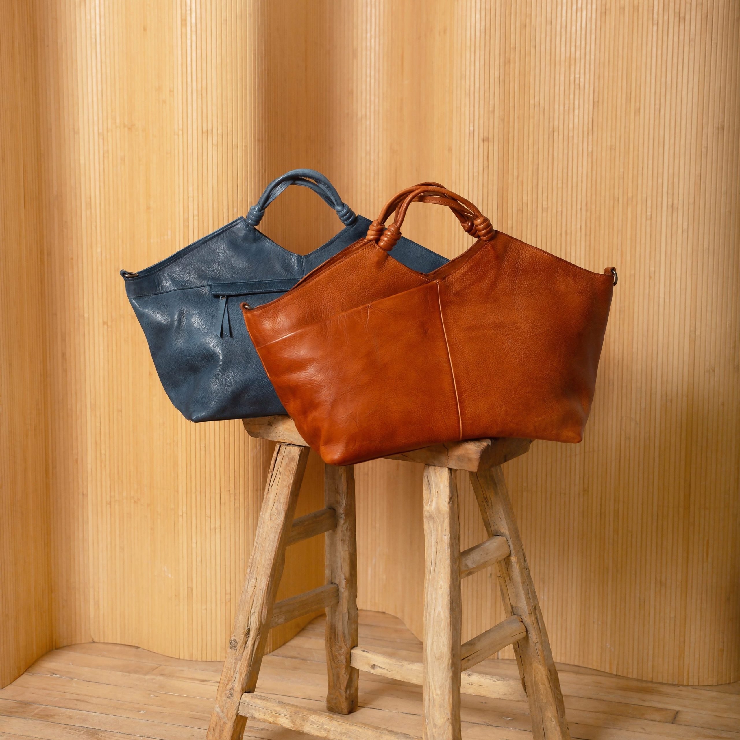 Nelly Leather Crossbody Bag - Image 24